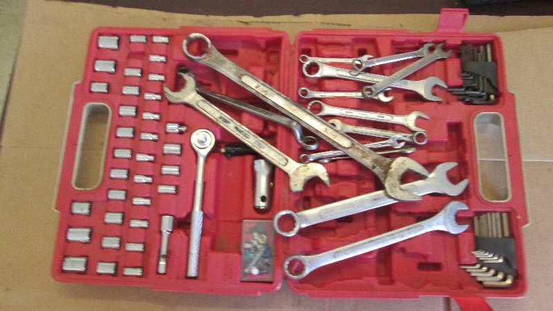lot 478 image: Plastic Tool Box With Sockets and Wrenches  (Shop Tools)