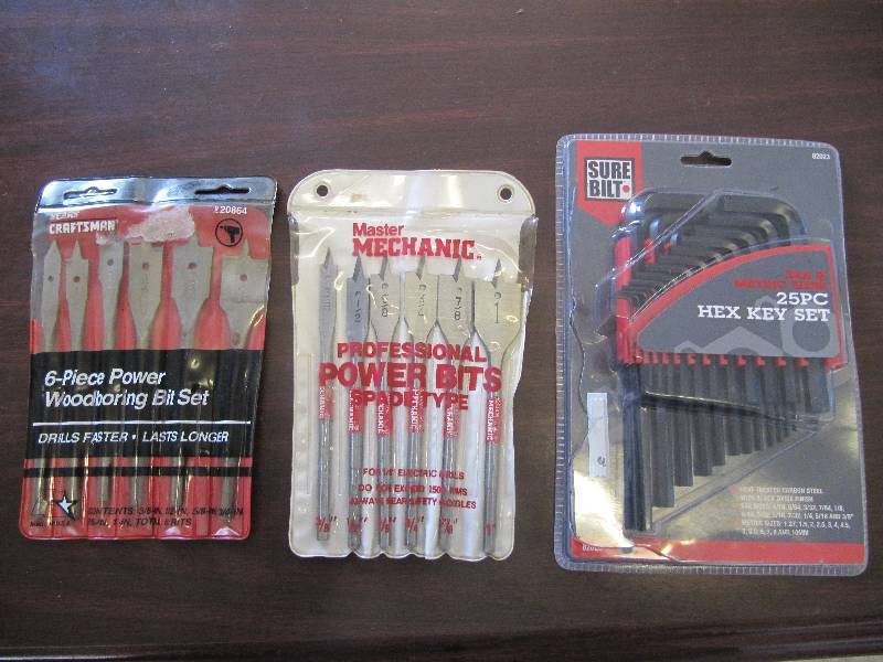 lot 498 image: NEW MasterCraft  Craftsman Power Bits & 25 PC Hex Key Set  (Shop Tools)