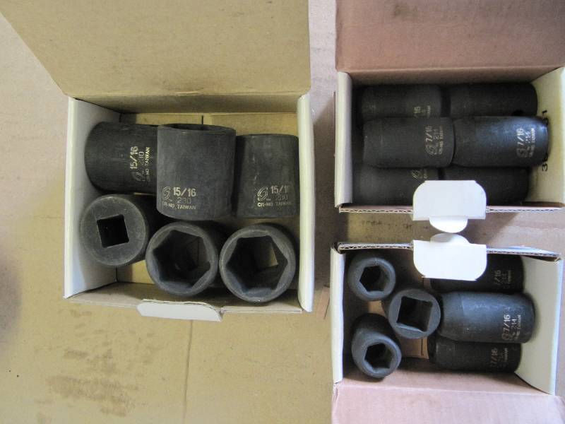 lot 512 image: NEW SUN 12 Inch Drive Impact Sockets (6) 1516 Sockets &  (12) 716 Sockets  (Shop Tools)