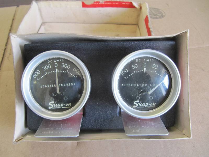 lot 525 image: Snap - ON- 2 PC MT-112 Inductive AmmeterSet  (Shop Tools)