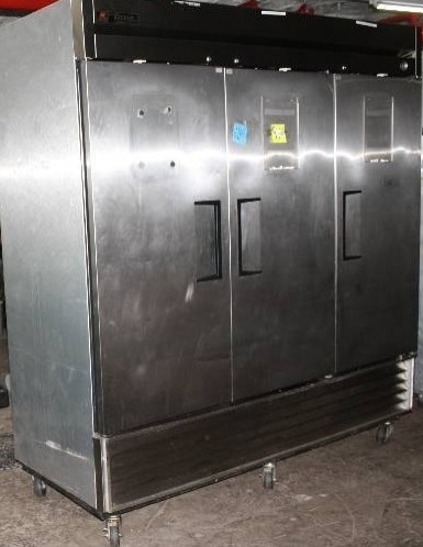 True 3 Door Freezer T 72f July Restaurant Auction Equip Bid