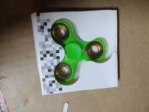 lot 27559 image: Fidget Spinner - Green