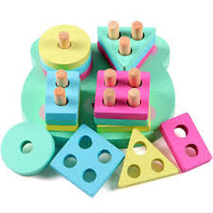 lot 27569 image: Lewo Bear Geometric Shapes Sorter