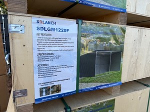 lot 919 image: Unused 12 foot x 20 foot Livestock Loafing Shed