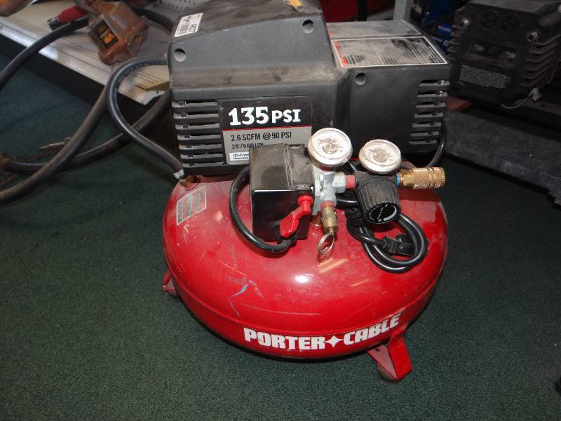 lot 4627 image: Porter Cable 6 gallon 135 psi air bubble
