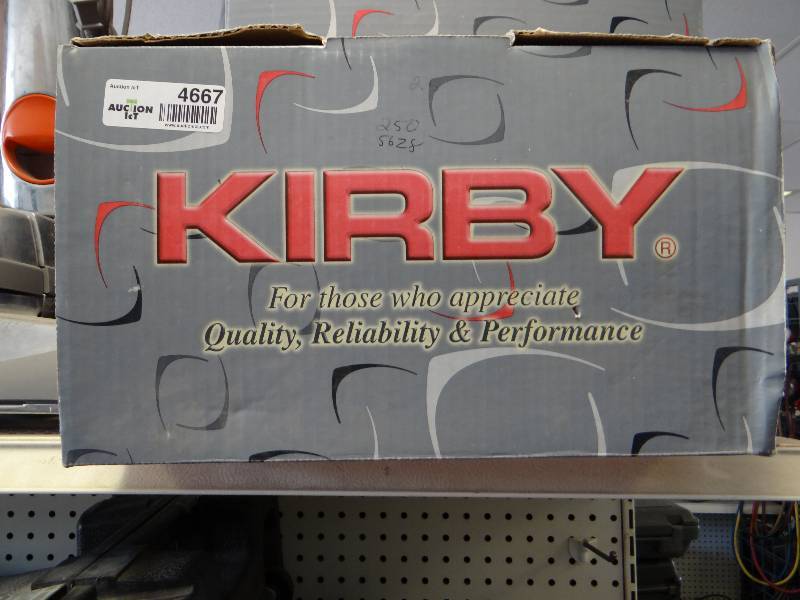 lot 4667 image: Kirby carpet shampoo system