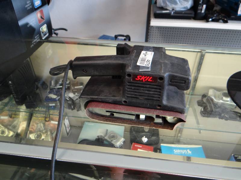 lot 4676 image: skil belt sander