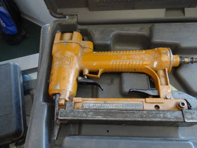 lot 4731 image: Senco nail gun