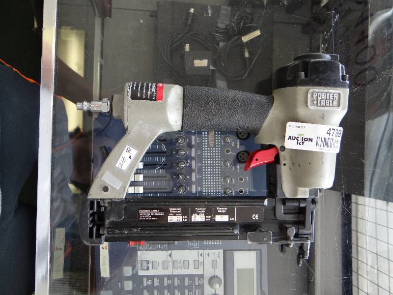 lot 4739 image: Porter cable nail gun