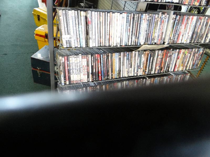 lot 4755 image: Large lot of DVDs