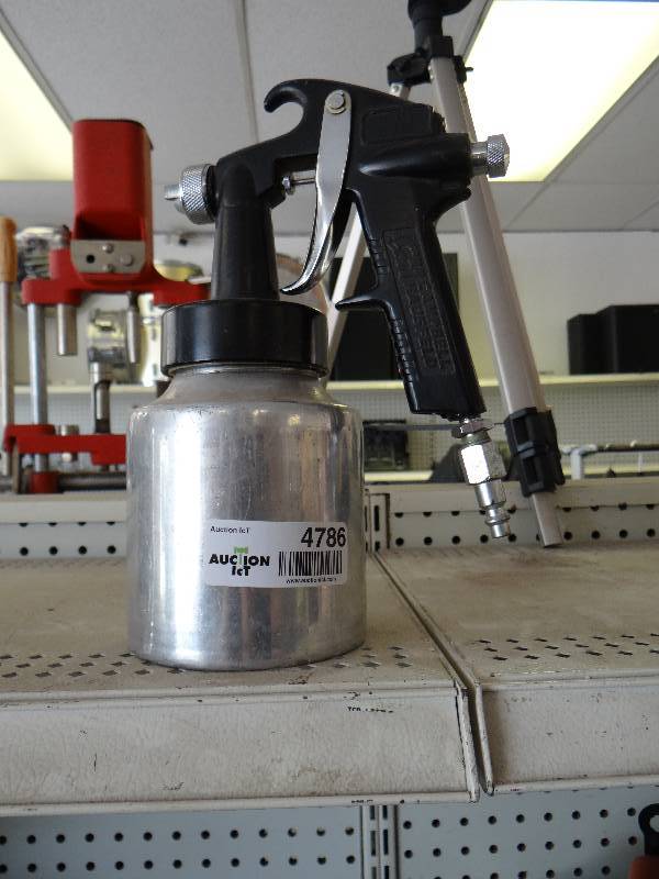 lot 4786 image: Paint Sprayer