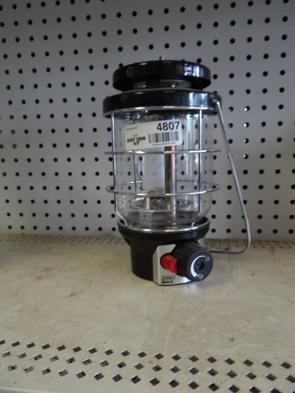 lot 4807 image: Brand new coleman north star lantern