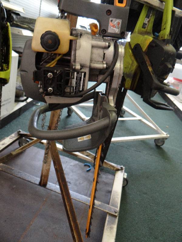 lot 4830 image: Ryobi hedge trimmers