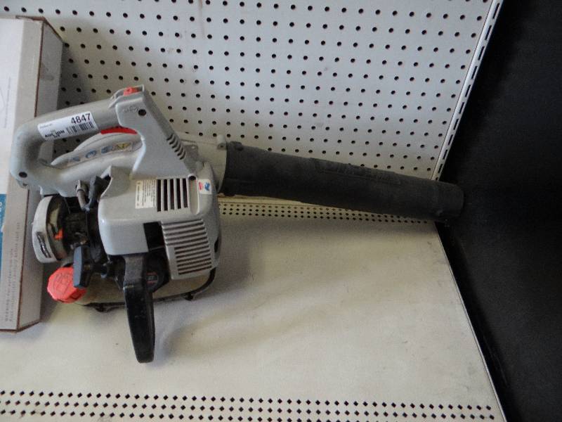 lot 4847 image: Echo ES-210 blower