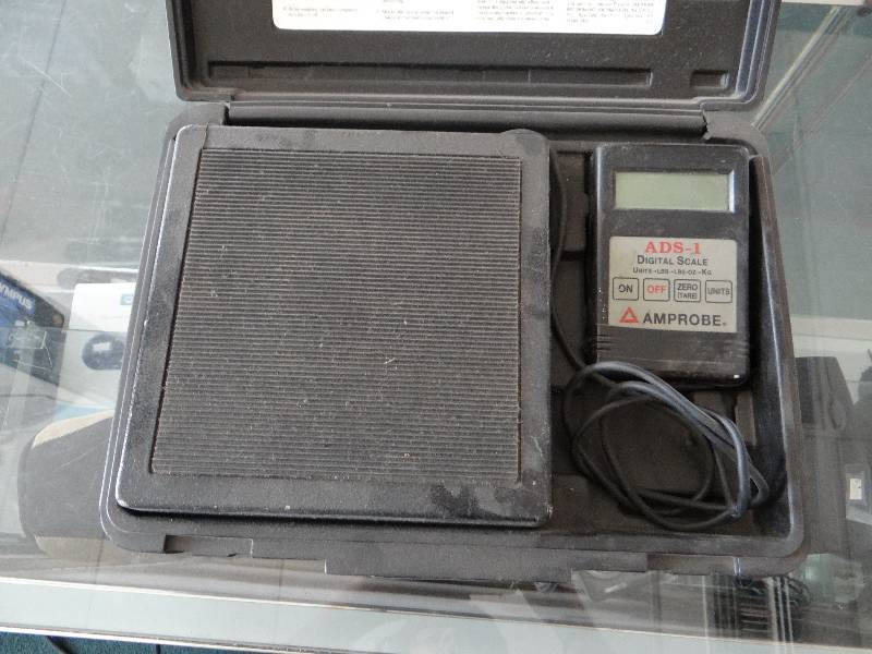 lot 4944 image: ADS-1 digital charging & recovery scale