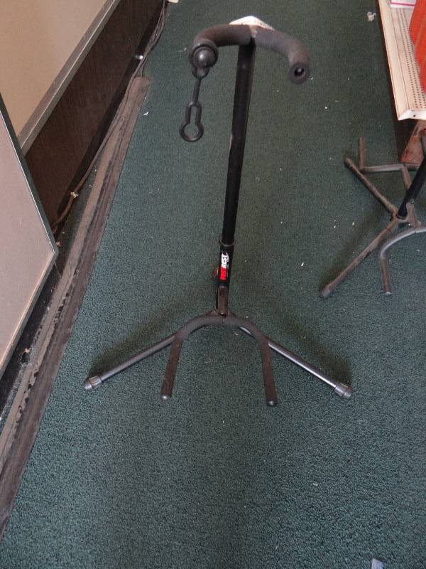 lot 4953 image: Guitar stand