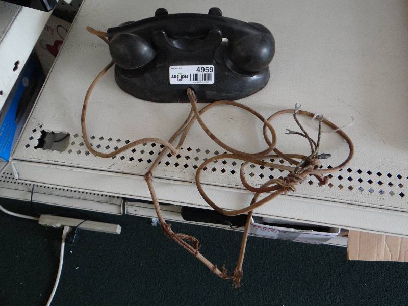 lot 4959 image: Antique Kellogg telephone