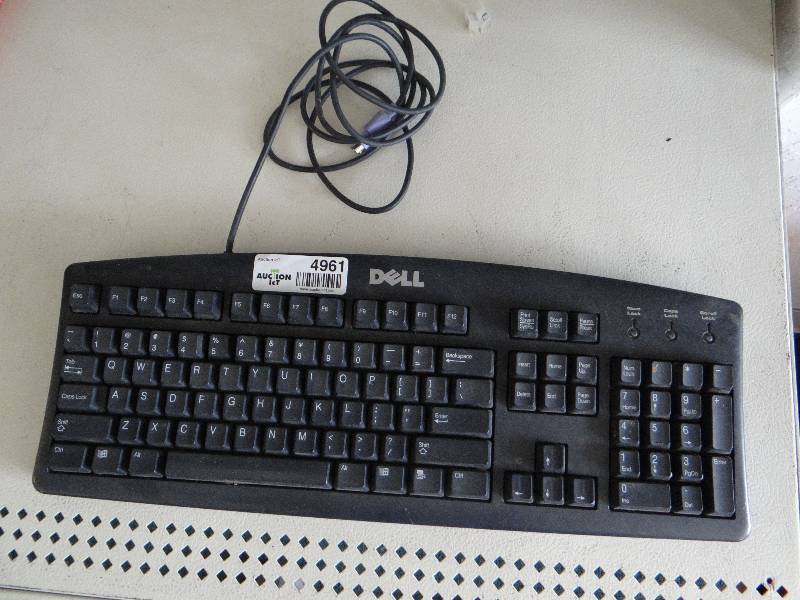 lot 4961 image: Dell Computer keyboard