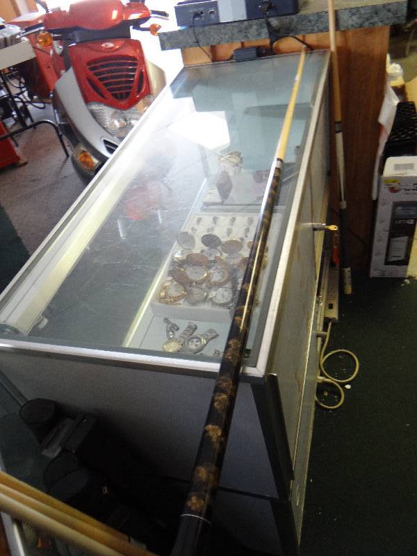 lot 4967 image: Action pool que