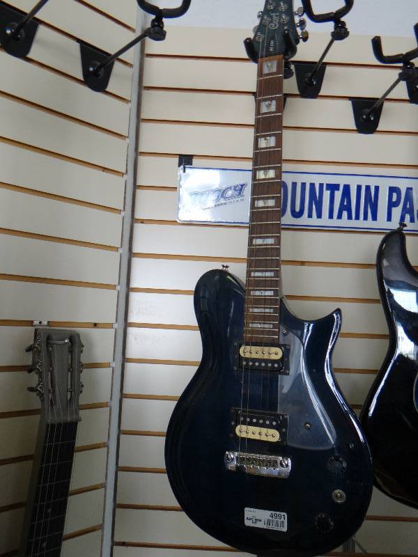 lot 4991 image: Cort electric guitar