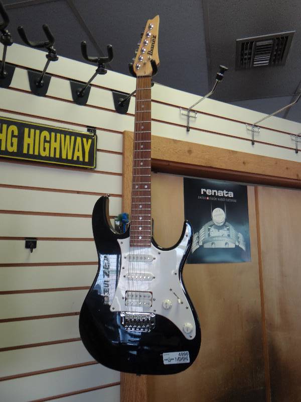 lot 4996 image: Gio Ibanez electric guitar