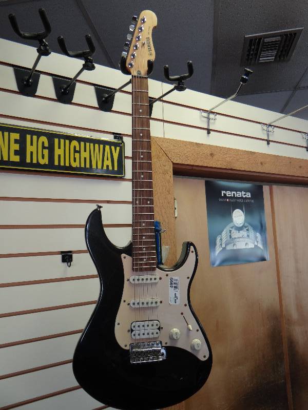 lot 4999 image: Epiphone electric guitar