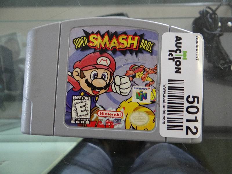 lot 5012 image: Super Smash Bros Nintendo 64