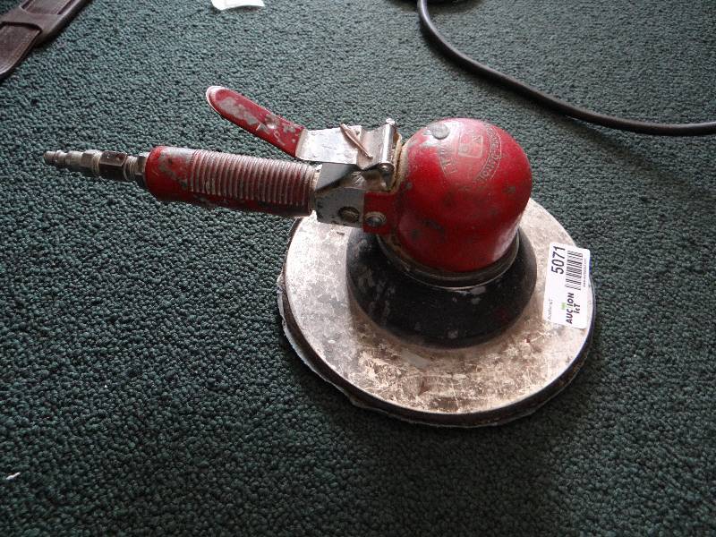 lot 5071 image: National Detroit orbital sander