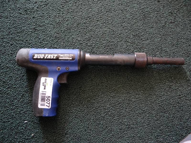 lot 5077 image: Duo-Fast powder actuated tool