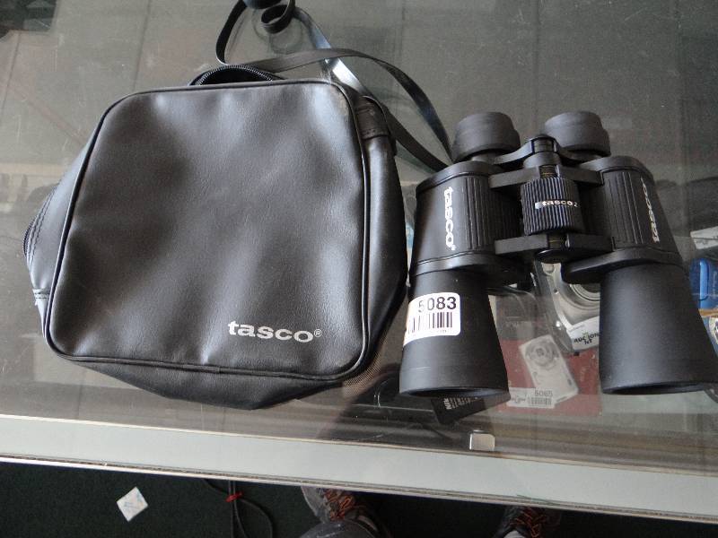 lot 5083 image: Tasco 367ft1000 yards fully coated optics binoculars w case