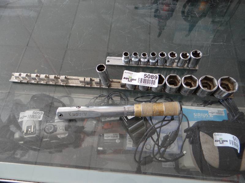 lot 5089 image: Snap-On socket set