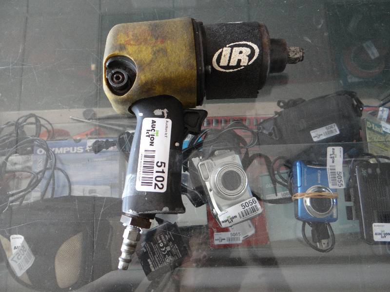lot 5102 image: Ingersoft rand impact drill