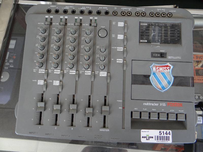 lot 5144 image: Multitracker x-55