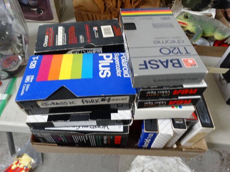 lot 13310 image: Lot of various vhs.