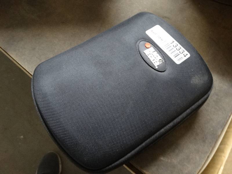 lot 13334 image: Black and Decker bullseye leveling laser.