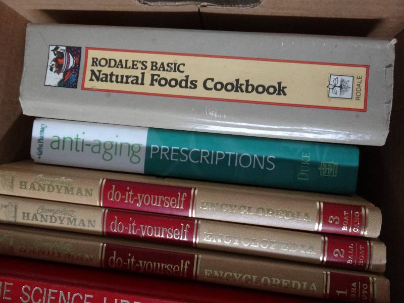 lot 13414 image: Lot of books.