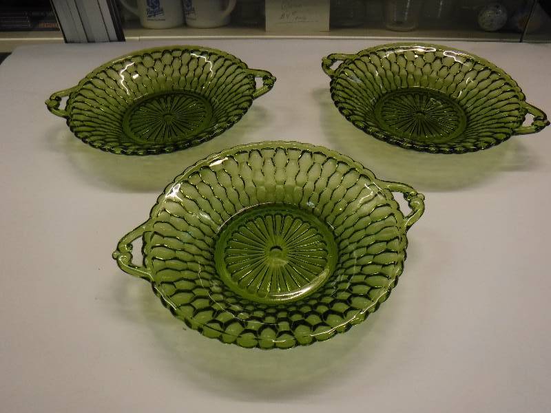 lot 7011 image: vintage green glass dishs