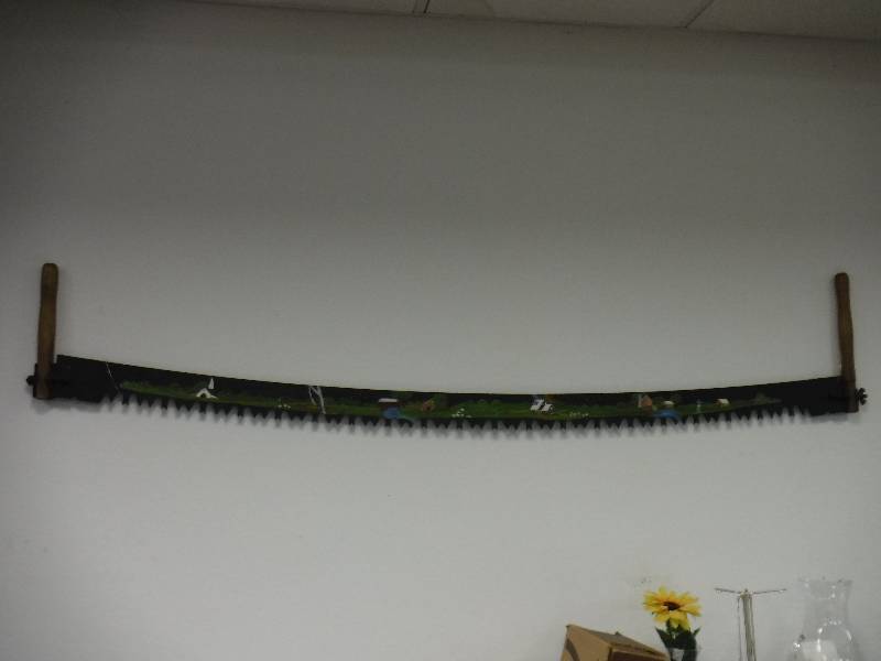 lot 7022 image: Painted Saw