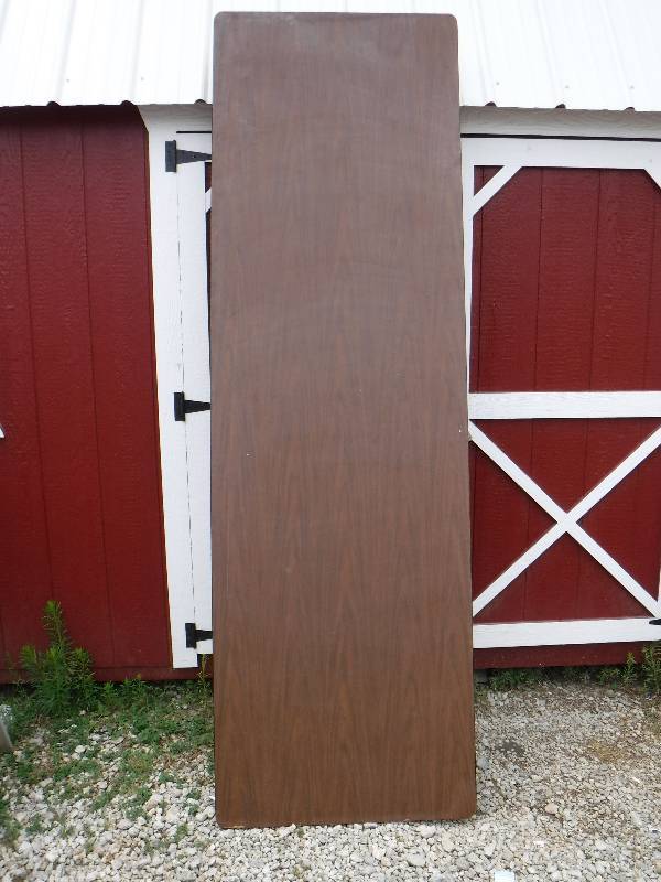 lot 7023 image: 8 ft table