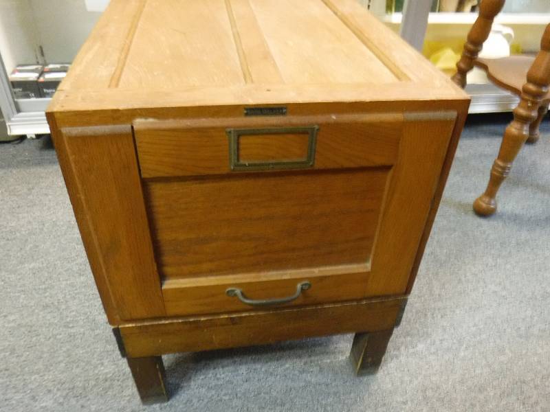 lot 7001 image: antique solid oak file drawer