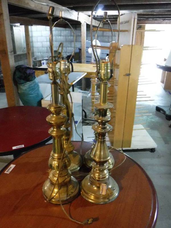 lot 7065 image: brass table lamps