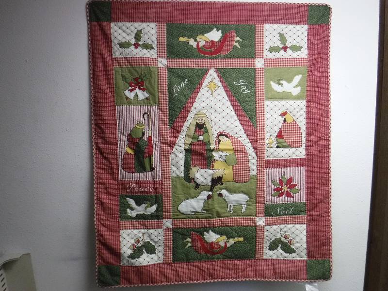 lot 1220 image: Quilt 51x60