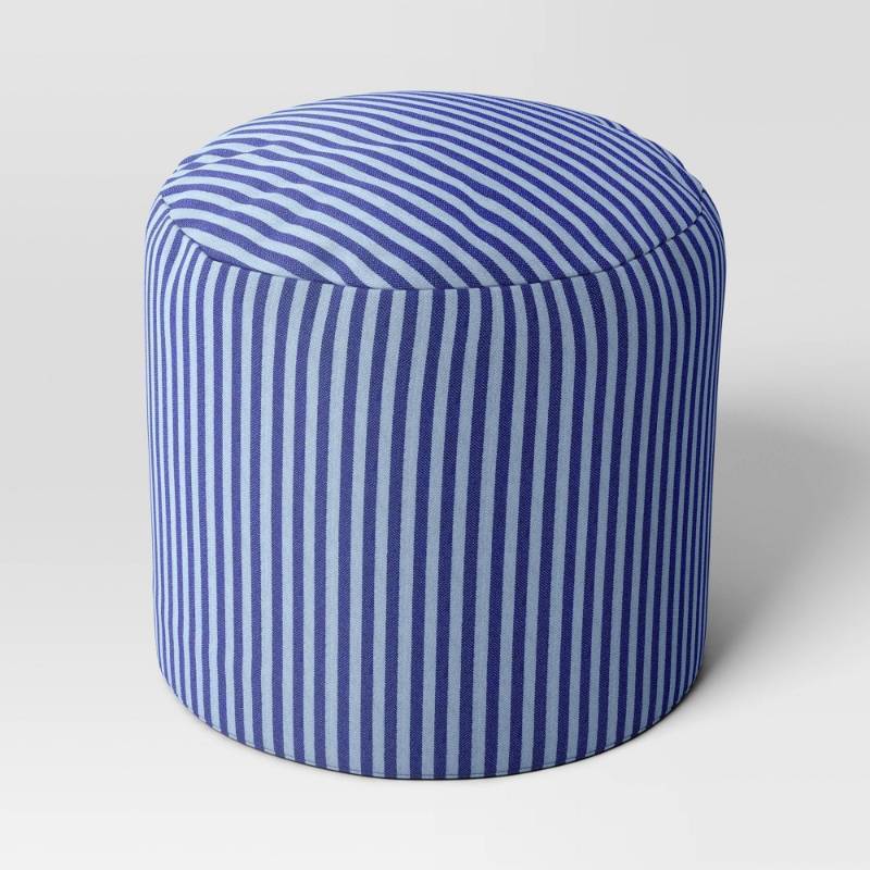 lot 20125 image: Pouf Striped Blue - Room Essentials��