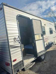 2016 Keystone Coleman Travel