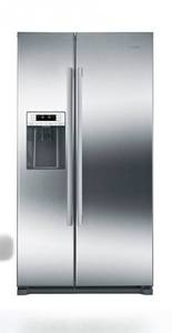 lot 20511 image: Bosch Side-by-Side Refrigerator with Water Dispenser - Retail $1,800