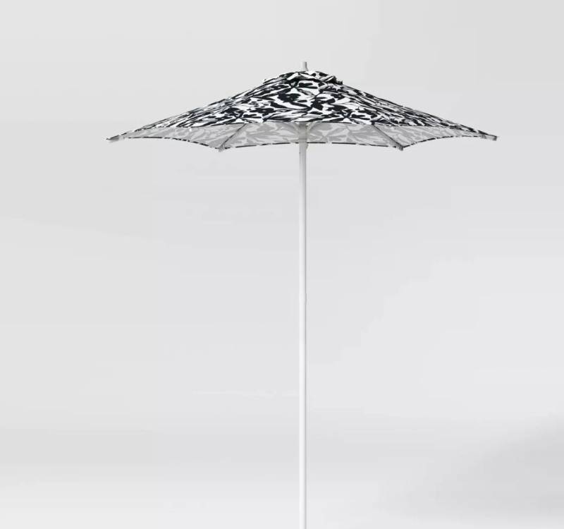 lot 17292 image: 6 Round Outdoor Patio Market Umbrella with Black Pole - Room Essentials