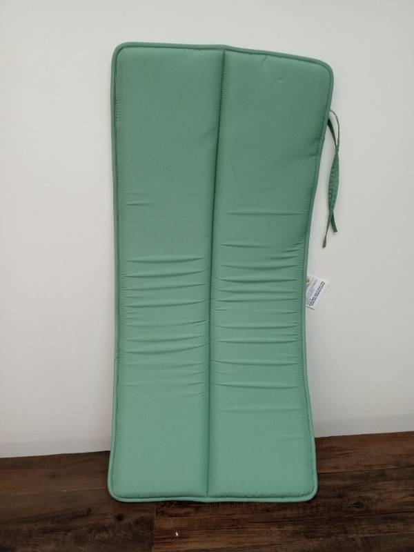 lot 18501 image: Green cushion - 17in x 37in x 1.5in