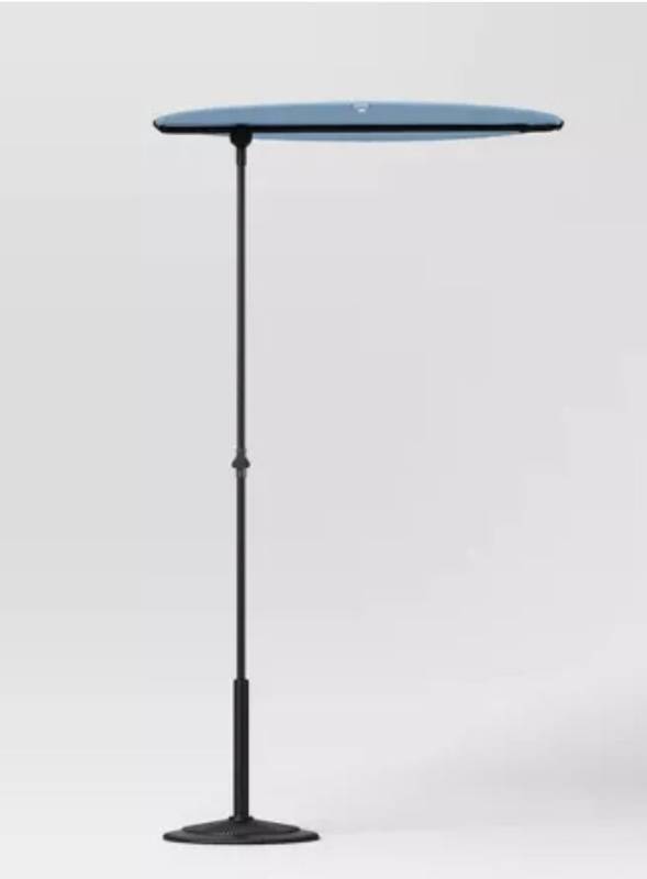 lot 18547 image: 4 Round Outdoor Patio Market Umbrella - Room Essentials