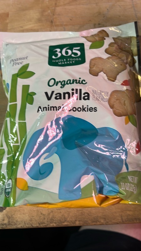 lot 1019455 image: 365 Organic Vanilla Animal Cookies