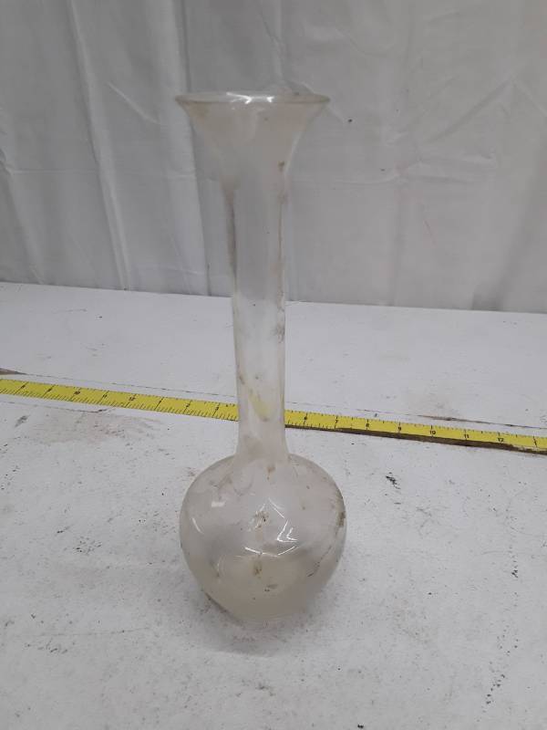 lot 33360 image: Vintage Clear Glass Laboratory Flask